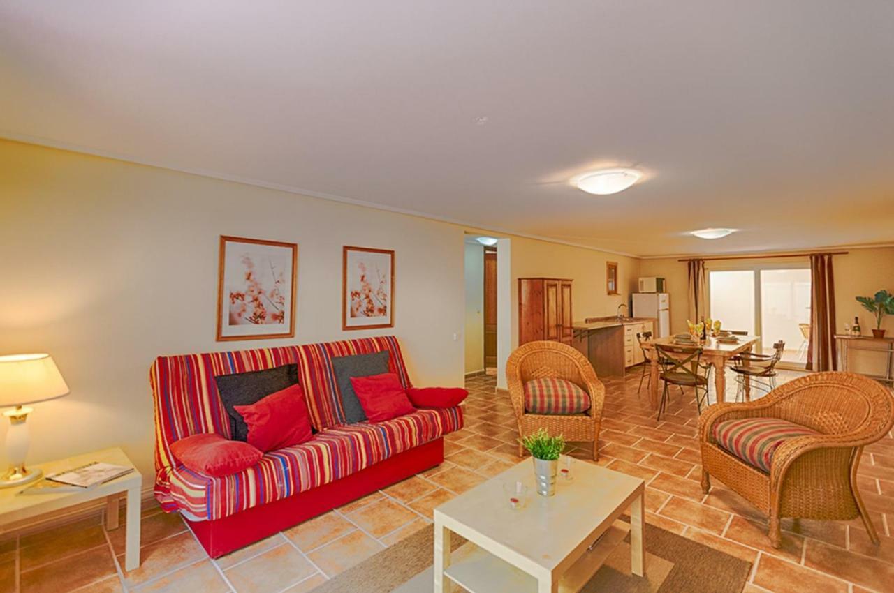 Villas Guzman - Bernia Calp Dış mekan fotoğraf